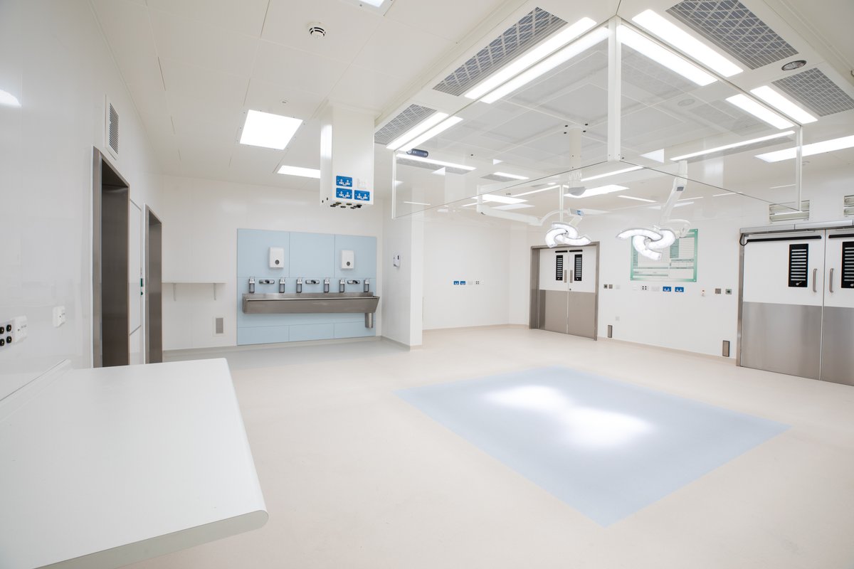 Well done to ModuleCo Design, Manufacturing, Project and Site teams for another standout healthcare facility.

Speak to our team about our award-winning Operating Theatres: bit.ly/3DnoGJn

#healthcare #healthcareconstruction #spinalsurgery #surgery #operatingtheatre