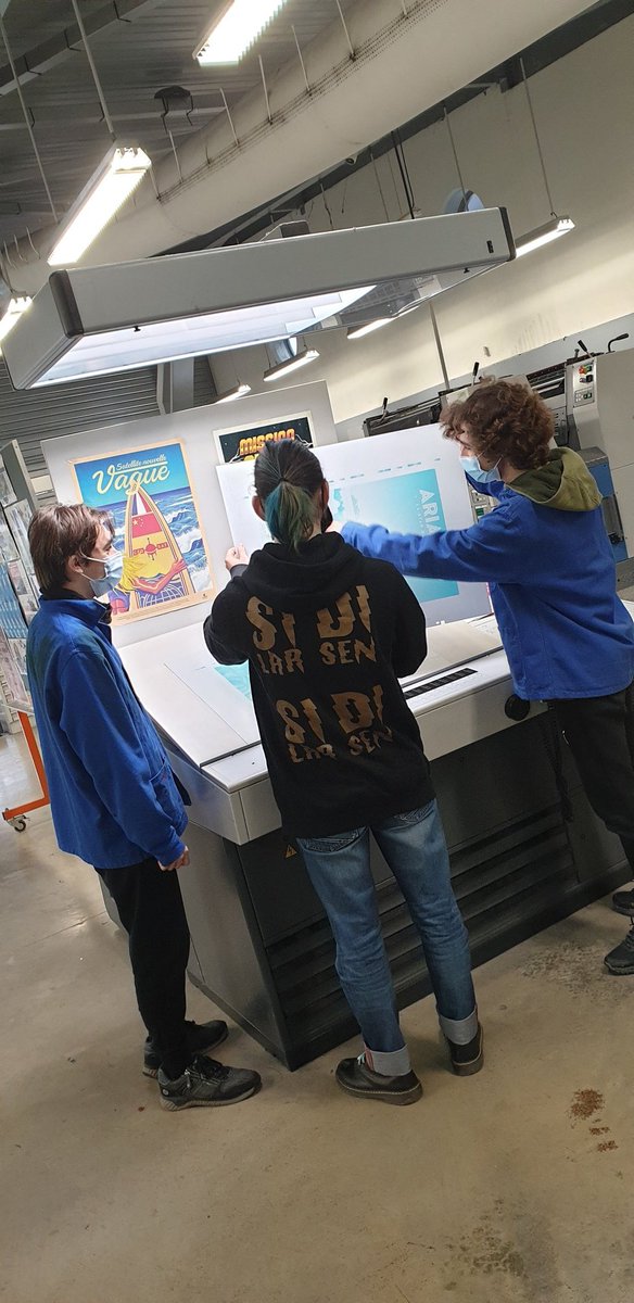 EbleNathalie's tweet photo. #SemaineDesLycéesProfessionnels @actoulouse Les métiers des industries graphiques sont enseignés au @LyceeHessel31. Le titulaire d'un bac pro #RPIP participe à toutes les étapes de la réalisation d'une affiche par exemple : de la conception à l' impression @VoiePROToulouse https://t.co/8d1i1tWoPu