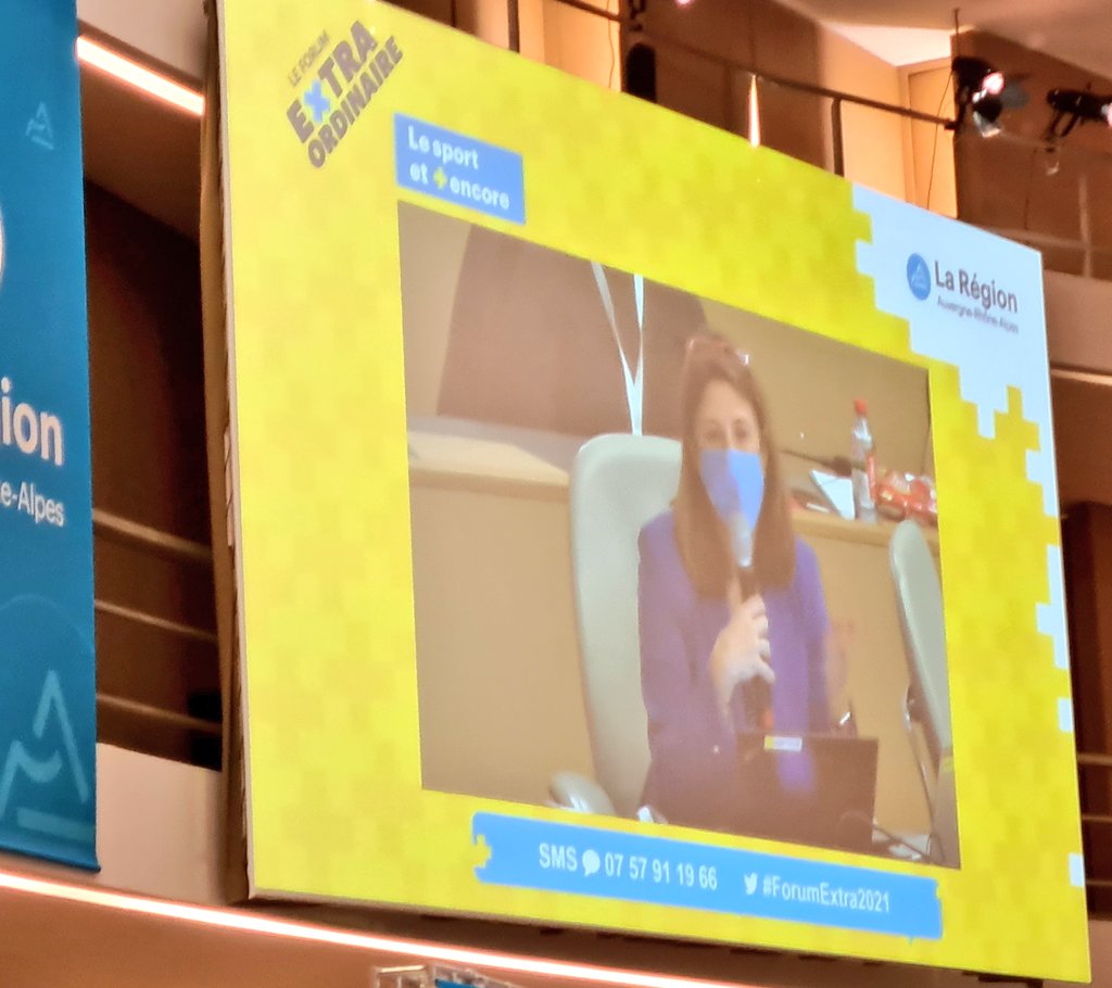 marymillet69's tweet photo. En direct du #ForumExtra2021 de la Région @auvergnerhalpes . Merci @SandrineChaix de faire bouger le regard sur le #handicap. 
Merci à Laurent Durieux @aimersaintgenis pour sa disponibilité à participer à ce forum. https://t.co/6p8BiGV5SK