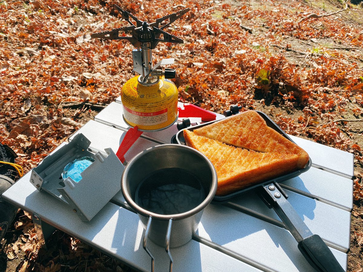 ___aono21's tweet photo. 🚶🏻‍♀️🍂☕️ https://t.co/KJG3n5xYmz