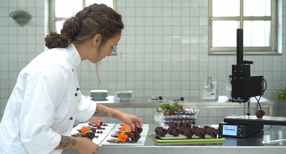 Procusini tweet media