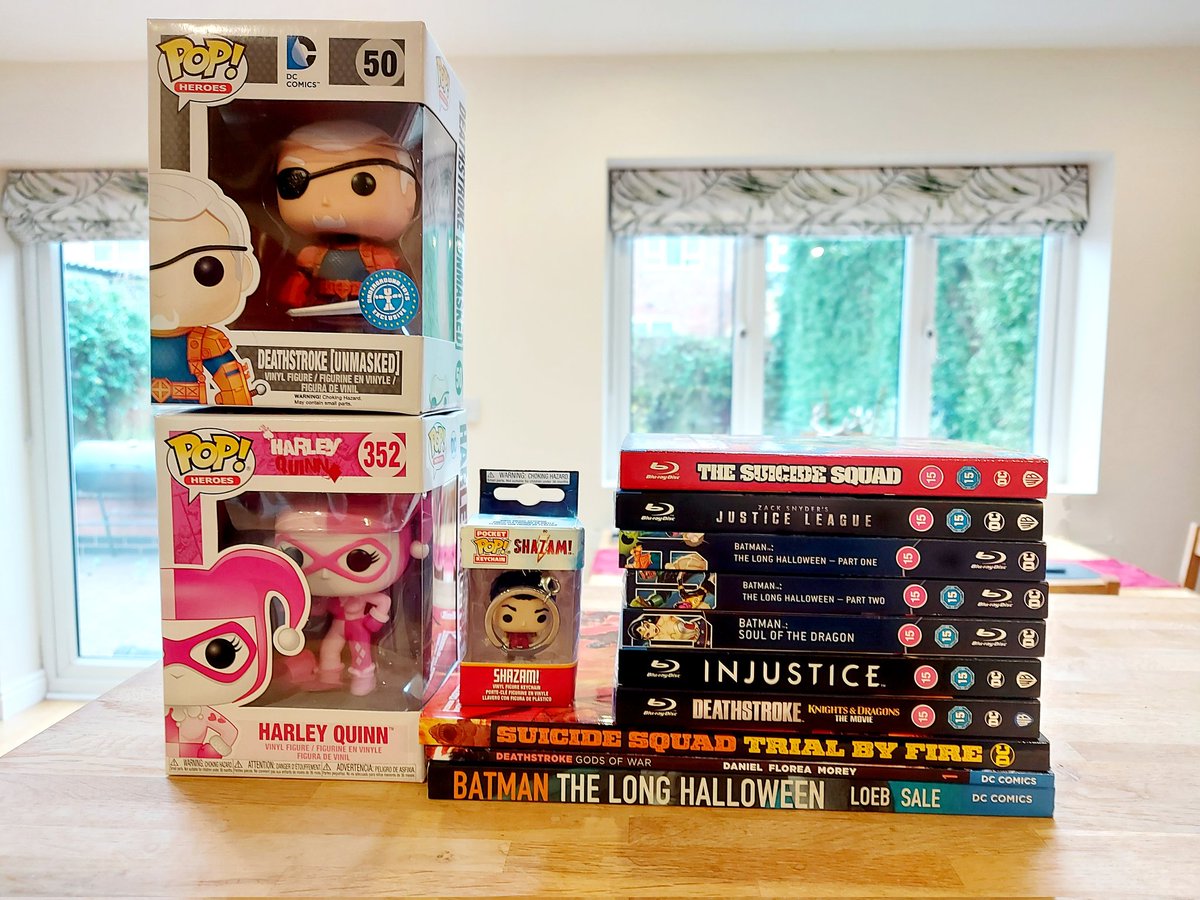 We Have A Hulk (@wehaveahulk) on Twitter photo 🚨 COMPETITION 🚨
We're giving away this HUGE #DC bundle which includes 7 Blu-rays, 2 Funko! Pops, 3 graphic novels & a Funko! Key chain 🦇🦸♂️
Simply retweet this tweet & follow <a href="/wehaveahulk/">We Have A Hulk</a> for your chance to win 🍿
#Competition closes Mon 20 Dec 🚨 COMPETITION 🚨
We're giving away this HUGE #DC bundle which includes 7 Blu-rays, 2 Funko! Pops, 3 graphic novels & a Funko! Key chain 🦇🦸♂️
Simply retweet this tweet & follow <a href="/wehaveahulk/">We Have A Hulk</a> for your chance to win 🍿
#Competition closes Mon 20 Dec
