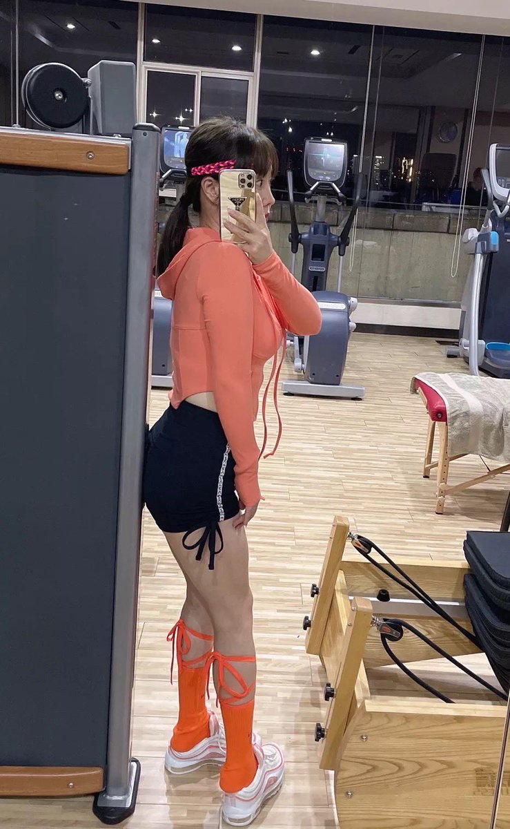 绿母 tweet media