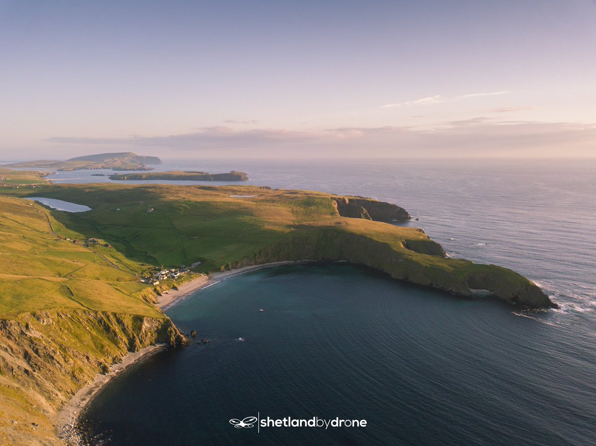 shetlandbydrone's tweet photo. Here’s an image to cheer up a horrible winters Monday if you’re in Shetland…..Maywick Beach getting the last of the sun on a beautiful summers night. ☀️ 

#shetland #maywick #meandmydrone @PromoteShetland @VisitScotland @DJIGlobal https://t.co/YpH2qTVe0o