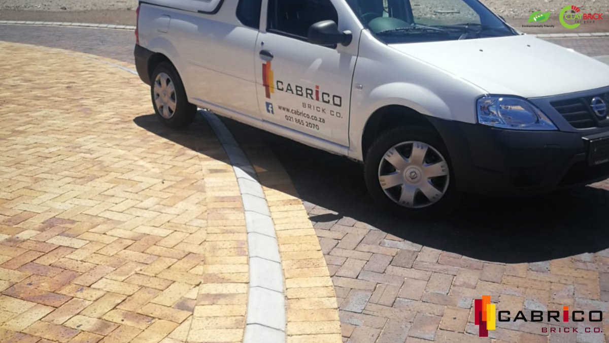 Cabrico2's tweet image. Bronze Paver currently on special. 

Beautiful job completed at De Gama Village in Langebaan, using our Bronze Paver 73mm as well as edging with our Wheatstone Paver 73mm.

Project completed by : Noord Civils
Bricks supplied by : Cabrico 

#claypavers #claybricks #pavers