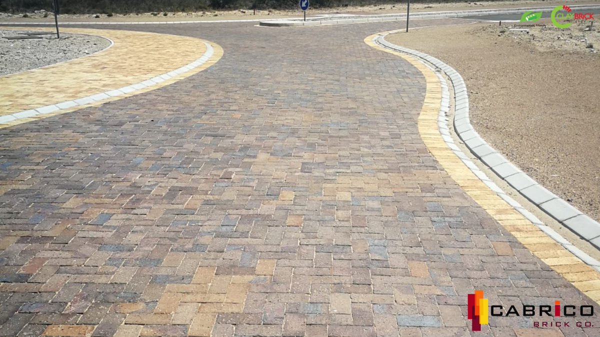 Cabrico2's tweet image. Bronze Paver currently on special. 

Beautiful job completed at De Gama Village in Langebaan, using our Bronze Paver 73mm as well as edging with our Wheatstone Paver 73mm.

Project completed by : Noord Civils
Bricks supplied by : Cabrico 

#claypavers #claybricks #pavers