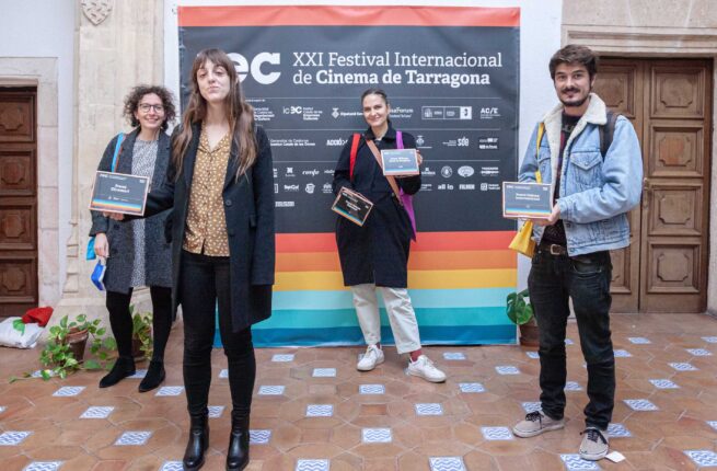 OtrosCinesE's tweet image. #Noticia: Se entregan los premios del laboratorio #PrimerTest del festival @RECtgn 2021. La actividad de industria del #RecTarragona premia los nuevos proyectos de @ManelRaga, @MikelGurreaDir, Nely Reguera y Andrea Bagney.
⬇️⬇️📽️🏆🎞️⬇️⬇️
otroscineseuropa.com/se-entregan-lo…