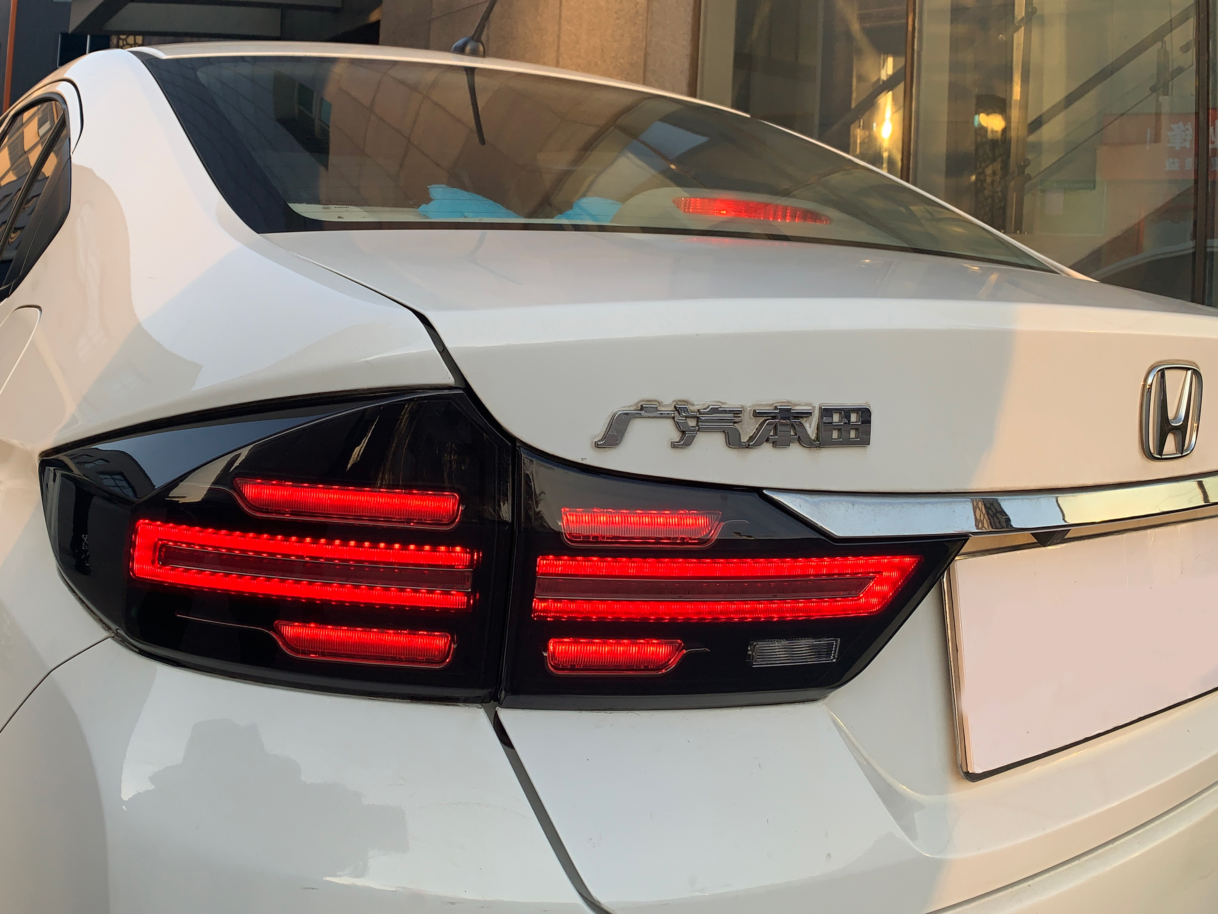 Archaic 新品のポルシェスタイル テールランプ 本田グレイス Grace 用テールランプ 見た目はどうですか グレイス 本田city T Co X7p27nqrpi Twitter