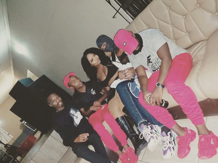 datalu_luthando's tweet photo. We killed it in north west with our queen @Rethabile_rsa https://t.co/mMEngGTviW