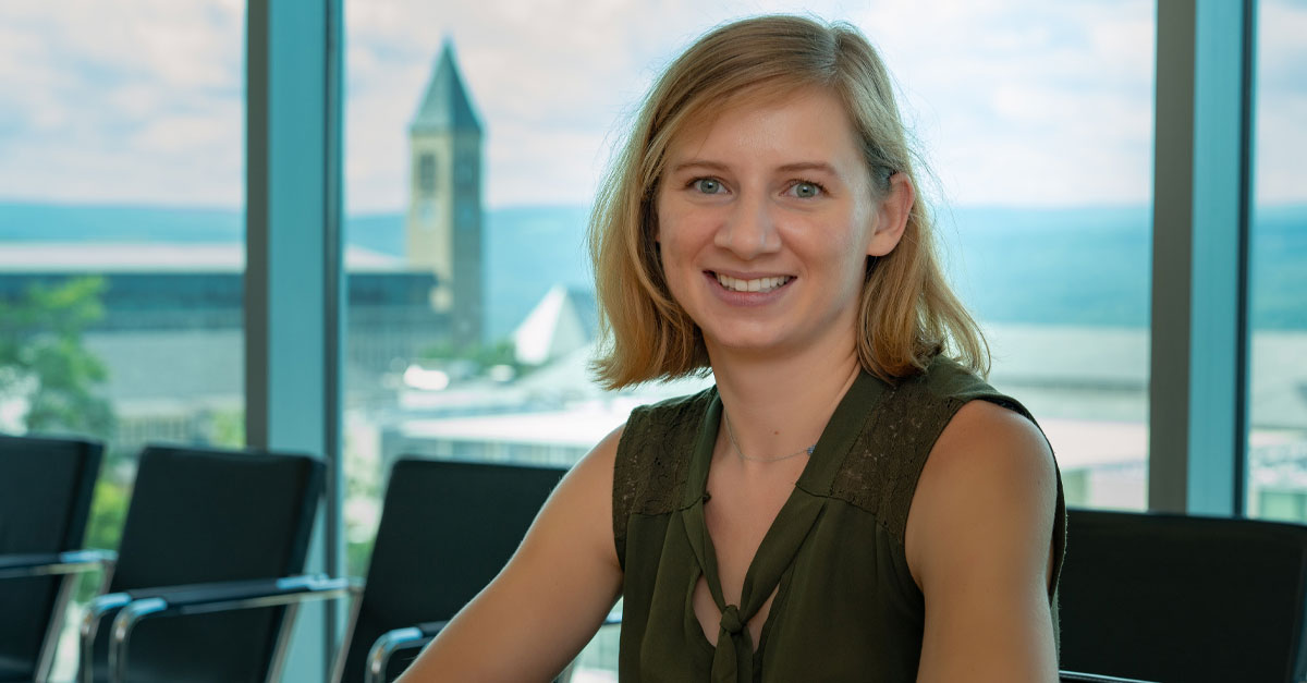 Today's Young Career Focus presents Erin Stache <a href="/stache_lab/">Stache Lab</a> (Cornell University, USA). Erin received the Thieme Chemistry Journals Award in 2021. #JournalAwardee 👏
Read the full article and learn more about her career: fal.cn/3koIC