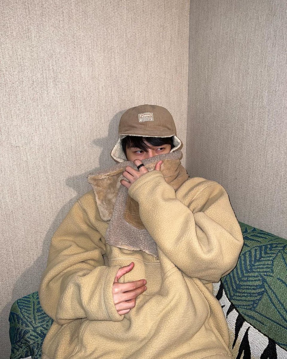 211206 ✰ jinho instagram update

‘Roar’