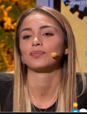 Thay43287136's tweet photo. Os refresco la memoria, igual algun@ ya conocía de antes a Sandra!!😄🤩Preciosa por dentro y por fuera!!💙 #SandraGanadora Como pretendienta en #mhyv fue un 10, ahí la conocí yo, pero como concursante de @SecretStory_es no lo puede estar haciendo mejor!!🤓#Secret6D #SecretNoche13 https://t.co/ZsZrR764zc