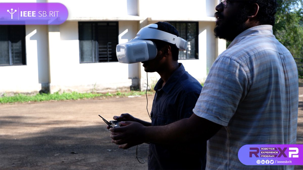 ieeesbrit's tweet photo. REX 2.0 | DAY 3
#ieee #ieeesb #joyofvolunteering #ieeevolunteering #ieeekeralasection #ieeekeralayp #ieeeindia #ieeepiekerala #ieeesbrit #ieeeraskeralachapter #ieeevolunteer #rex2.0 https://t.co/HhlZNwBvEg