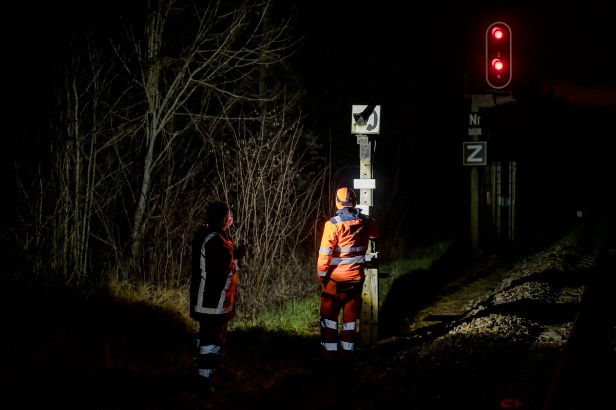 <a href="/infrapolepn/">Infrapôle Paris Nord</a>🤩Ce WE MeS &amp; Exploitation du SNTI NG qui assure la Télécommande des installations de signalisation🚉 entre Soissons - Vauxaillon et Soissons - Vierzy👏 Un petit projet devenu Grand ! RDV au Final 🌳 #Sécurité #Modernité #Tousmobilisés #Efficacité <a href="/SNCFReseau/">SNCF Réseau</a> @TERHdF