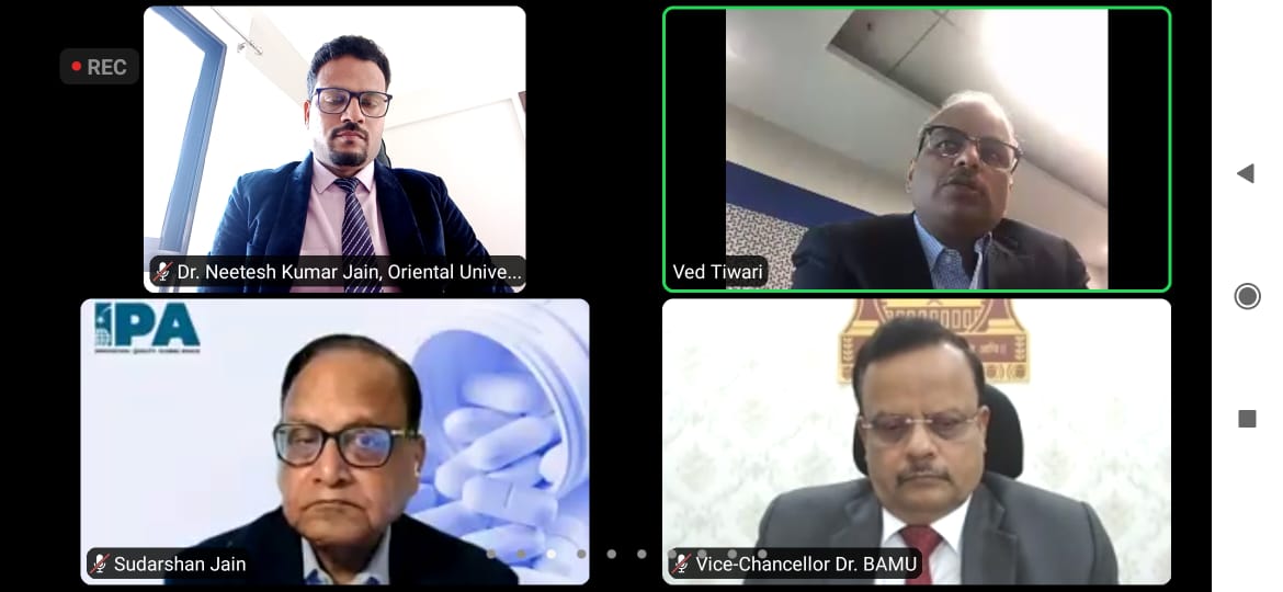 OUIndore's tweet photo. OUI has signed MoUs in Faculty of Pharmacy, with Life Science Sector Skill Development Corporation (LSSSDC) and National Skill Development (NSDC) under MSDE, Govt. of India.

Details : https://t.co/dM4KjooTuD

#mou #pharmacy  #lsssdc #nsdc https://t.co/TGl8rWafQb