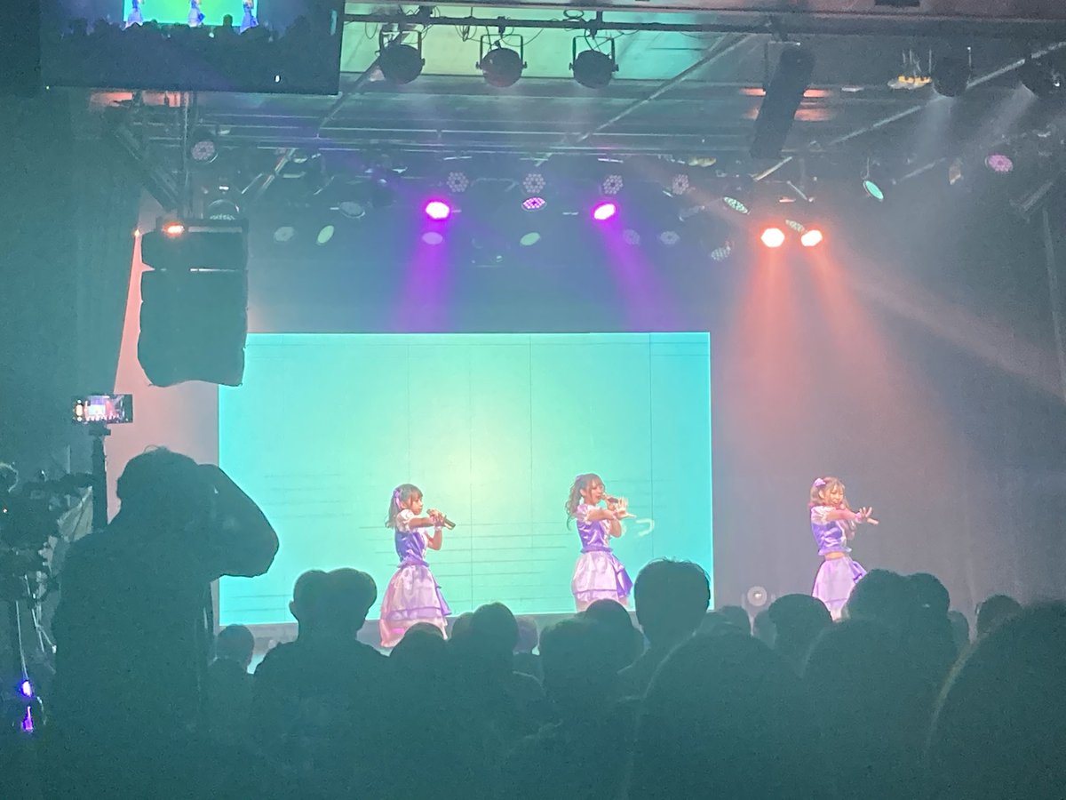 UNIDOL_KANSAI's tweet photo. 【🌝UNIDOL 2021-22 Winter 関西予選🌝】

4チーム目
〜ハートキャッチあるすぷ〜
ars puella / O大学

がパフォーマンス中です💗

#UNIDOL
#関西ユニドル
#ユニドル2122冬
#arspuella
#あるすぷ https://t.co/zMjm1zFYVk