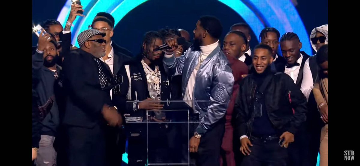 Crazy moment for us all! Best song of the year 🏆 Big up our star players 💫 <a href="/RussMillions/">MILLY</a> <a href="/GotchaBxxtch/">GotchaTheProducer</a> #MOBOAwards