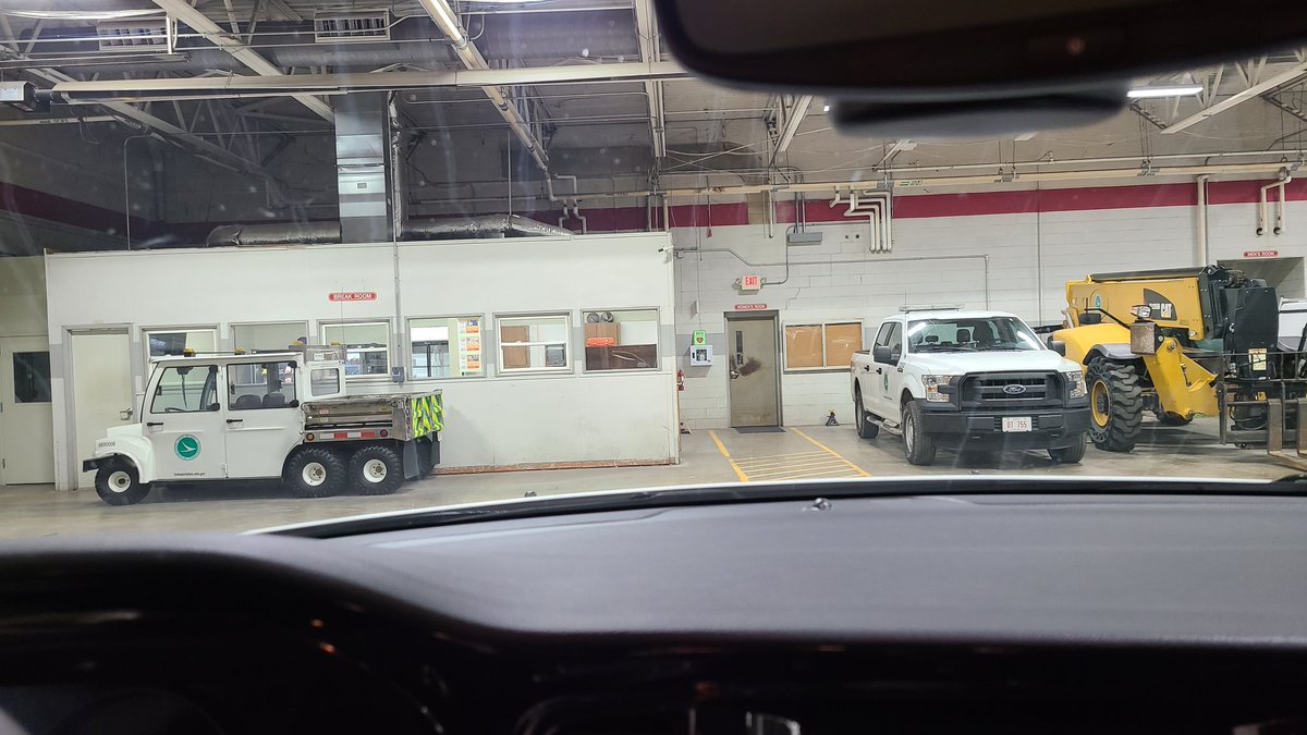 mbruning81's tweet photo. It's #LoopOnLocation day! On our way to @ODOT_Toledo. First stop is the furthest NW Ohio county: Williams. https://t.co/Zwpb2DfA0z