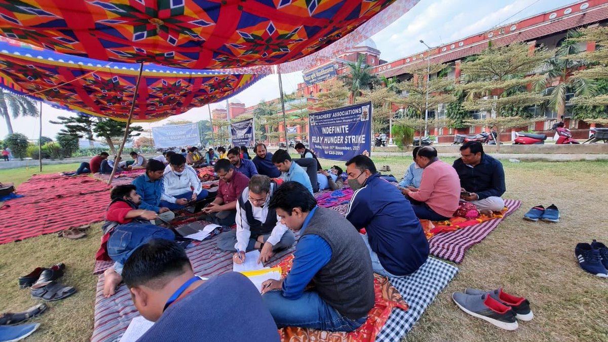 ansarbau's tweet photo. University admin is not willing to solve the genuine problem of scientists (career advancement).
#scientistsprotest
 #BAUstrike 
#BAUrelayhungerstrike
@NitishKumar
@icarindia
@AgriGoI
@PMOIndia
@ajeetsharmainc
@nstomar
@saravanakr_n
@officecmbihar
@ugc_india
@Agribih https://t.co/OR8ObpHHnK