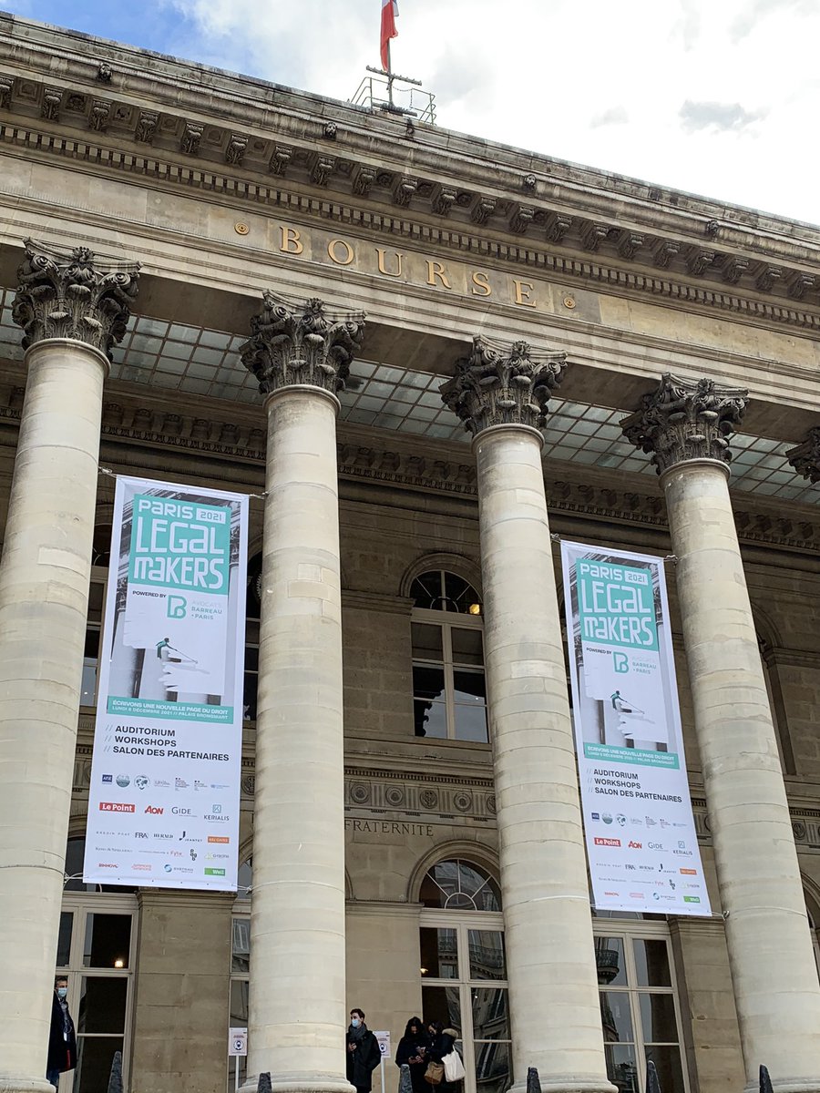 Raoultfabrice's tweet photo. Au #ParisLegalMakers avec @LexisNexisFr et @closd_legaltech https://t.co/CuxxCs52D1