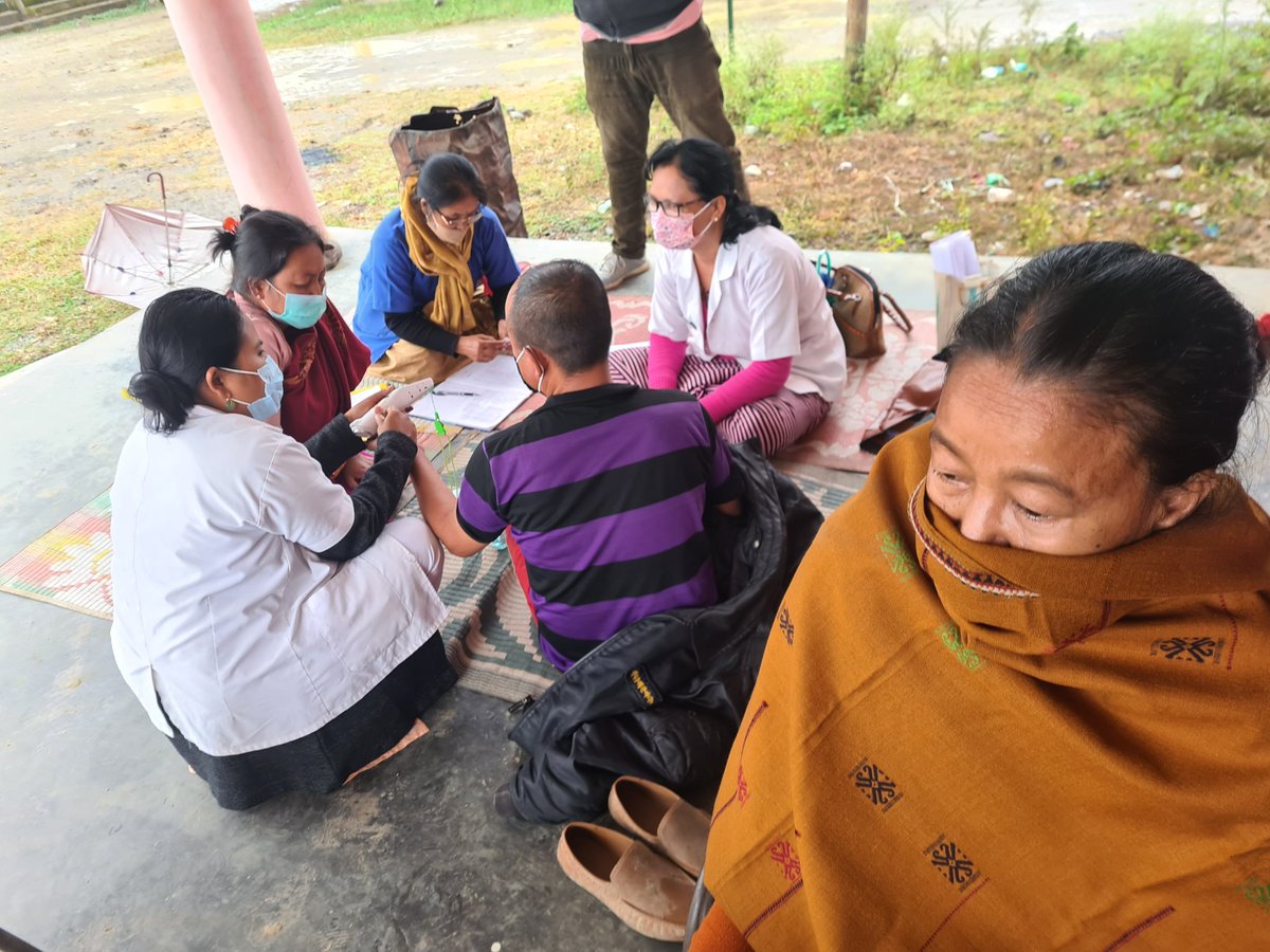Ranita28433204's tweet photo. CM Health for All at Leikinthabi village under Hwc Awang Wabagai. Screening Tele-consultation, free medicines supply. @health_manipur @PIB_India @MoHFW_INDIA @NBirenSingh @Vumlunmang @mono_ng @HealthForAll https://t.co/5K0F2Icnao