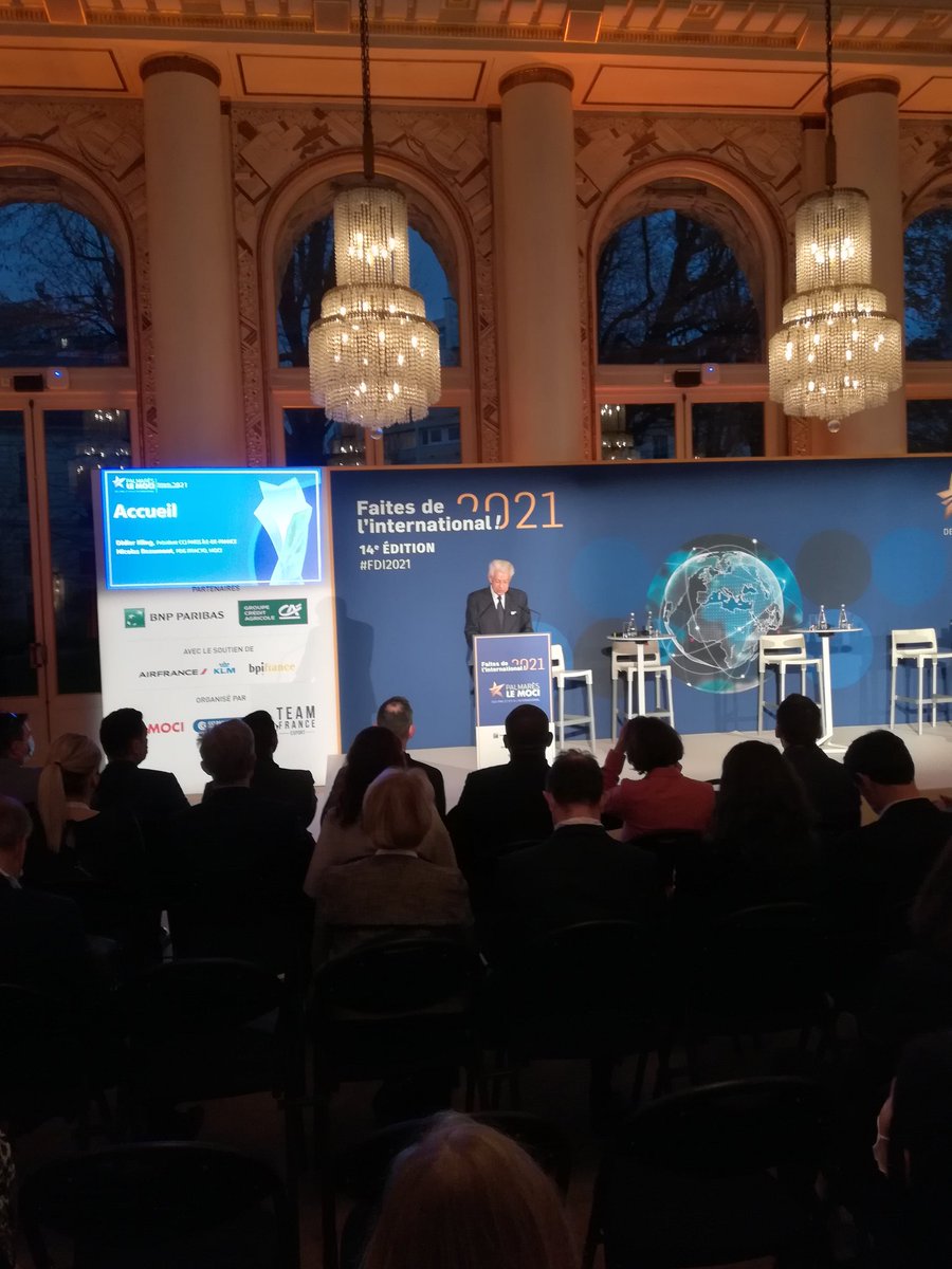 didier_kling's tweet photo. #FDI2021

La @CCI_Paris_IdF s’est aussi mobilisée massivement aux côtés des #entreprises , des #commerces , des #étudiants pour faciliter l’accès aux outils de la relance, aider et conseiller, former dans les meilleures conditions. https://t.co/NT12SaWsvp
