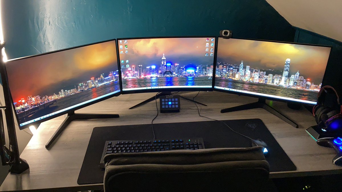 Zutrox2's tweet image. Voilà voilà, ça manque un peu d’éclairage 😅 #philipshue #smartlightning