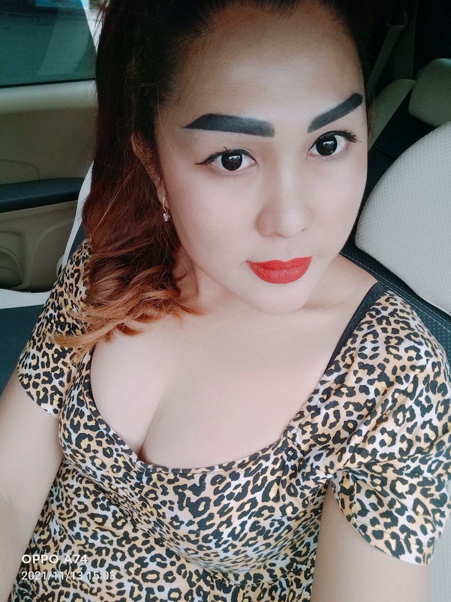 rr70017349's tweet photo. di ajak jalan2 hayo di aja ngamer juga hayo bang🤣🤣🤣😘😘😘😘 https://t.co/SewJ86cUD5