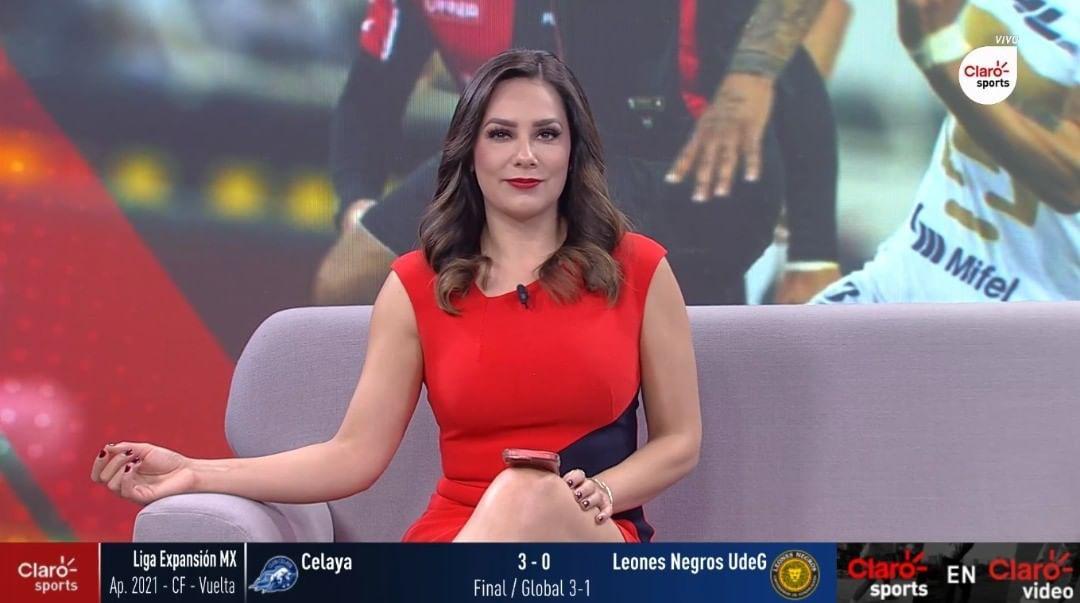 JackieFelixFan's tweet photo. Guapísima @JACKIE_FELIX en #Peloteando ❤️ https://t.co/IS8NDv3CF2