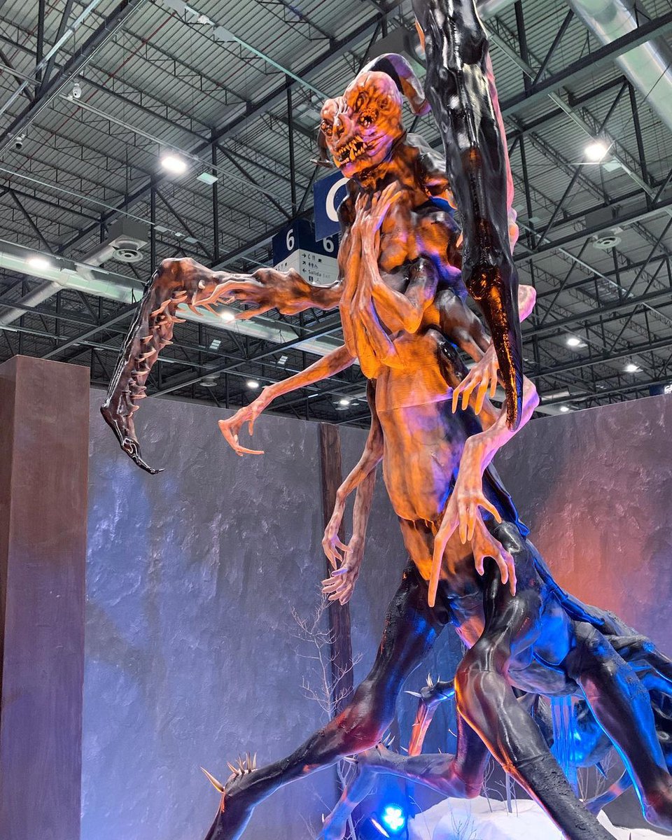 Full scale Myriapod promoting #TheWitcher Season 2 in Madrid