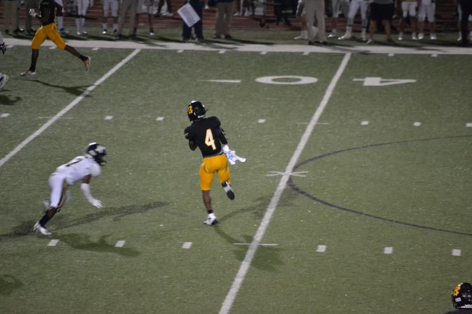 I want to give a shout-out to my WRs catching 140 Balls for 2,672 yards and 21 Tuddys, I challenged them before the season and they answered the call <a href="/hutchinson_kd/">TheKdHutchinson⚡️</a> <a href="/KobeAskew2/">Kobe Askew8️⃣</a> <a href="/LuuhThad/">thad</a> <a href="/JaylinMarshall9/">Jaylin Marshall</a> proud of y’all boys 🦍‼️