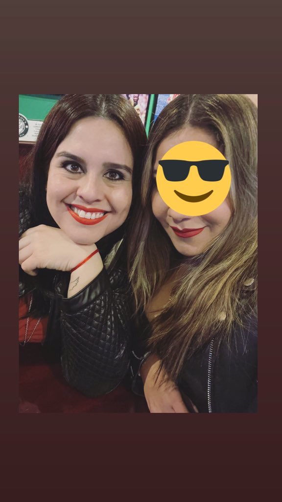 Salsa_tapatia's tweet photo. Mira @VaderCharro 🤭 te la perdiste esa noche 🤪 #chale #palaproxima @LoreTrejoIb 😂🤣 https://t.co/gyY3VKa2Oa