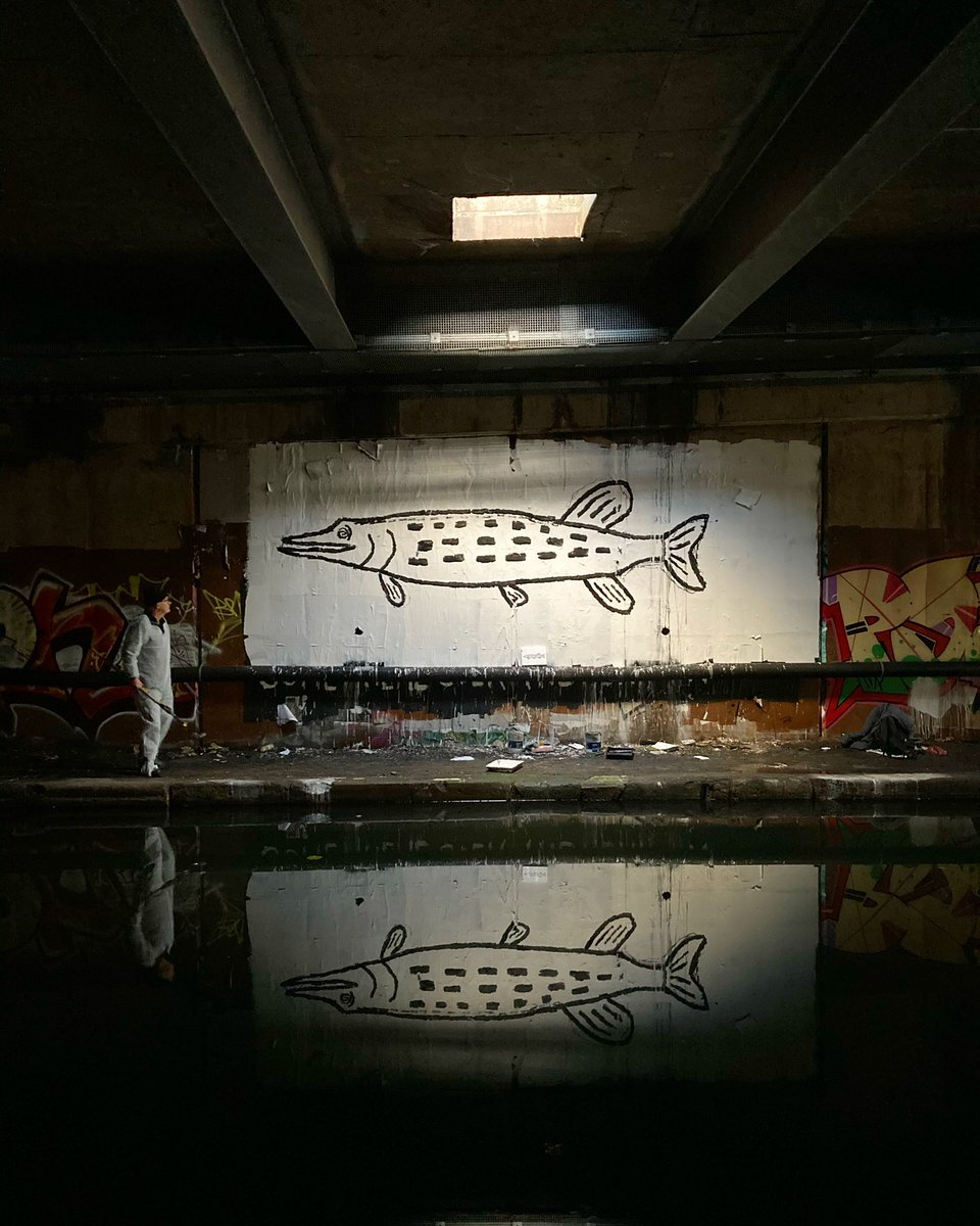 eprjcts's tweet photo. Bill Drummond is currently underneath #spaghettijunction Work in progress. This is Jack the pike. #billdrummond @TraceyTM https://t.co/fNgdrvqmo9