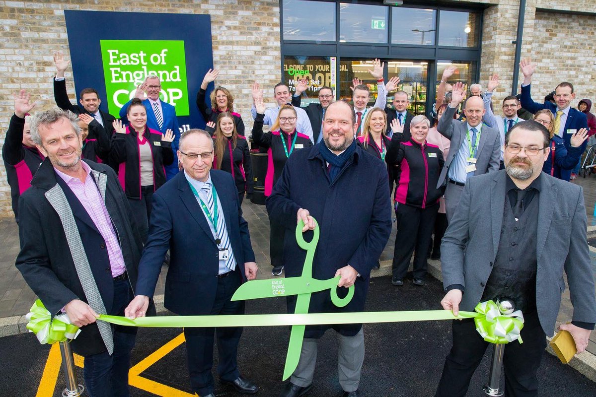 ForumContracts's tweet photo. We are delighted to announce the completion of the brand new eye-catching East of England Co-op store in Chesterwell. 🔨

Forum would like to thank everyone involved for such a fantastic finish and urges anyone who lives locally to stop by! 🛒

#contractor  #construction https://t.co/gIhTeUNdmq
