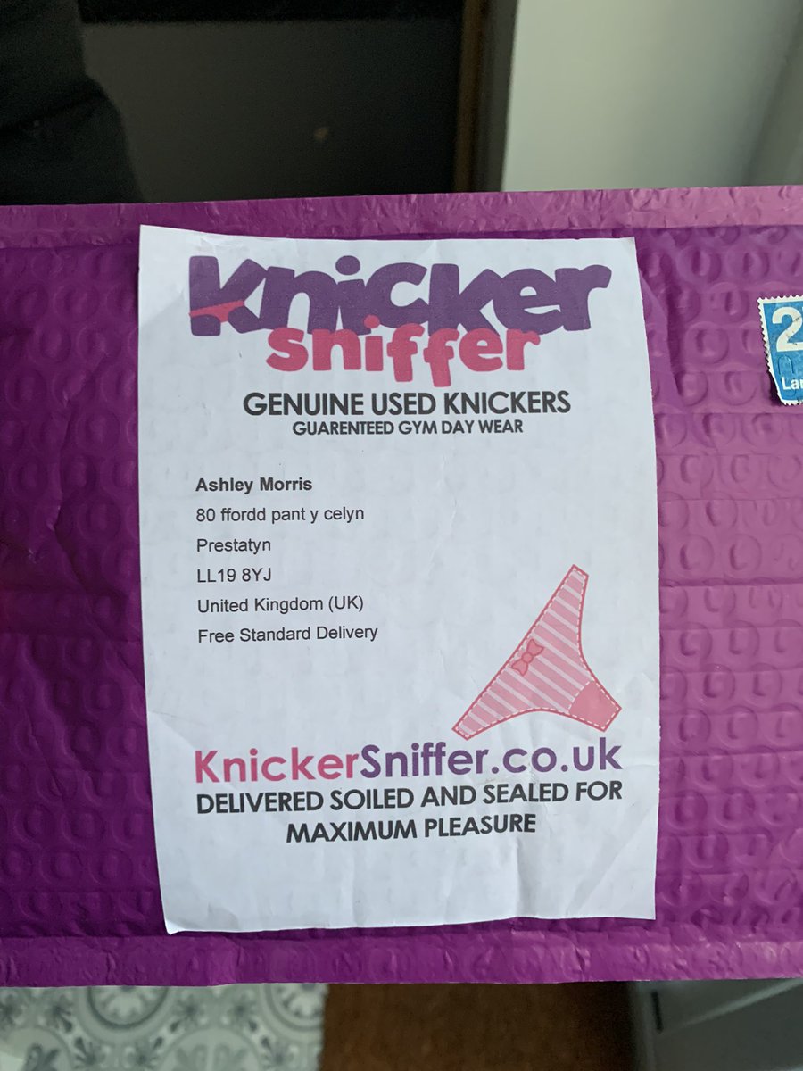 ashmorris3's tweet photo. Ffs Who the fuck sent me these, postman must think I’m a right wrongun🤣🤣😭😭 https://t.co/KJZpOZjQ9U
