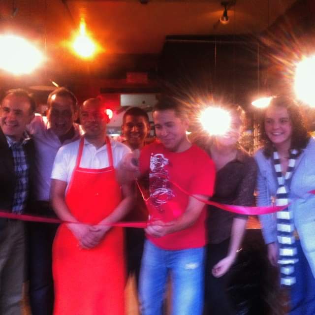 tacosgus's tweet photo. Un día como hoy inauguramos @tacosgus
Foto: 2014 https://t.co/p4EmU4aJ3s