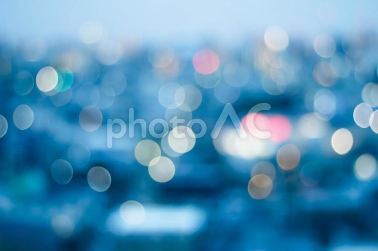 【photoAC】
タイトル：夜の街の光（ボケた光）
photo-ac.com/main/detail/22…

#フォトAC #photoAC #ストックフォト #フリー素材 #玉ボケ