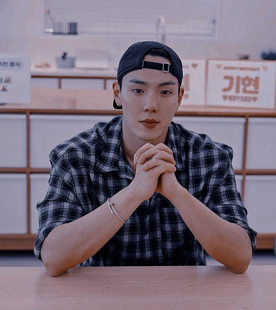 mxwh7_'s tweet photo. ᴡᴇʟʟ ɪ ᴍɪss ʜɪᴍ(つ .•́ _ʖ •̀.)つ https://t.co/zi6sKKVyZg