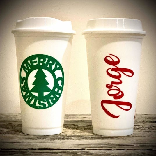 DisenoSainz's tweet photo. Vasos y termos para navidad y año nuevo, personaliza los tuyos....
#termospersonalizados
#ventasonlinemexico 
#diseñosexclusivos
#regalosdenavidad https://t.co/wRsjX1uVJy