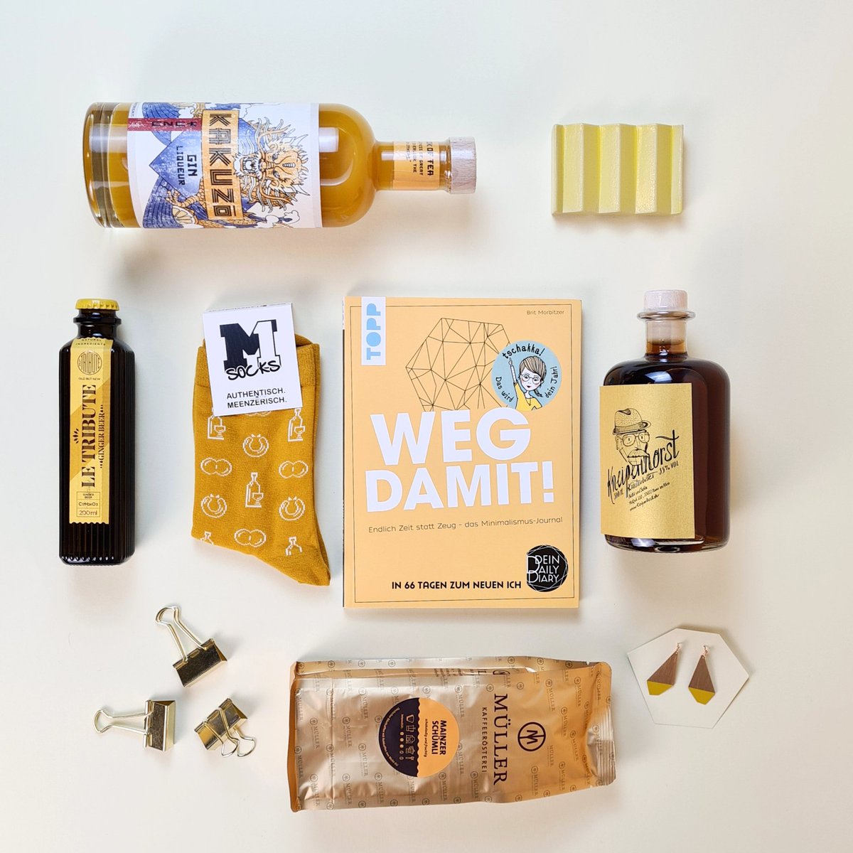 Der Countdown läuft….Schon alle schönen Geschenke beisammen? 🎄🎁🎅❄
Erhältlich im Store in der Neustadt und in der @lulu_mainz im ehemaligen Karstadt-Gebäude.
Einen schönen Abend wünscht euch das LIEBS-Team 💛
#mainz #liebsmainz #mainzgefühl