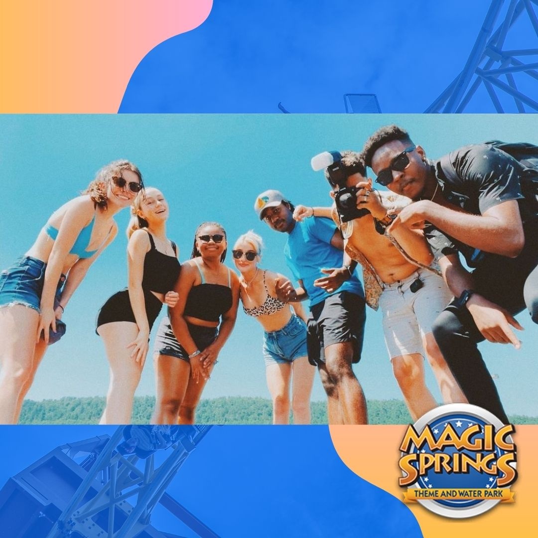 Magic Springs is better with friends! 😍✨ Tag your Magic Springs squad 👇