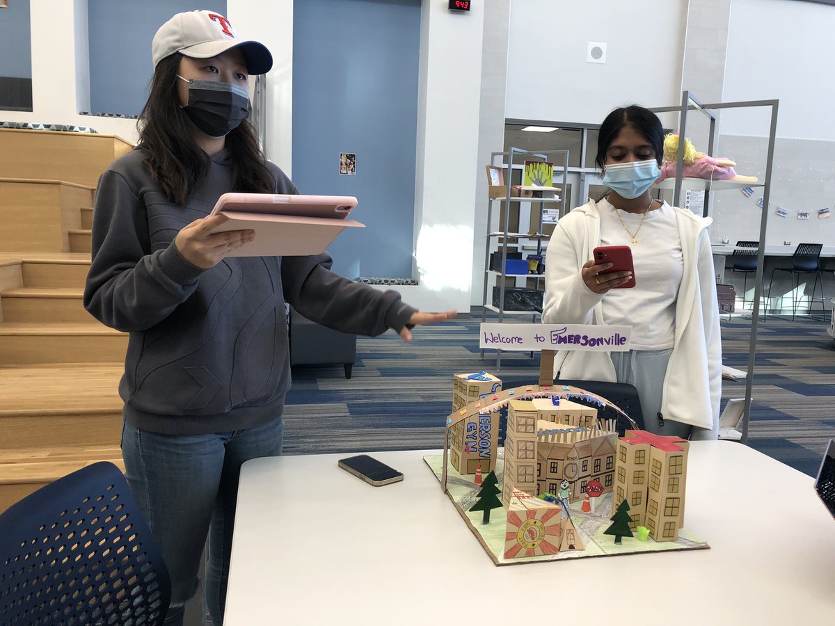 EHSFrisco's tweet photo. Just some of the Advanced Geometry Emersonville projects from Mr. Garcia’s 1A class. Students have been working on learning the skills necessary to build these cities! Amazing work! @newtechnetwork @friscoisd https://t.co/GzYki3VTTA