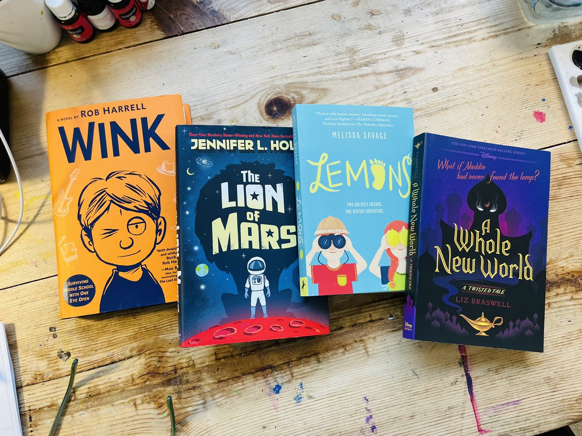 ShandaMcCloskey's tweet image. LIBRARIANS, TEACHERS, PARENTS: Here’s the next #giveaway (for US shipping). Just FOLLOW and RETWEET by 12/9 to enter 📚📦❤️