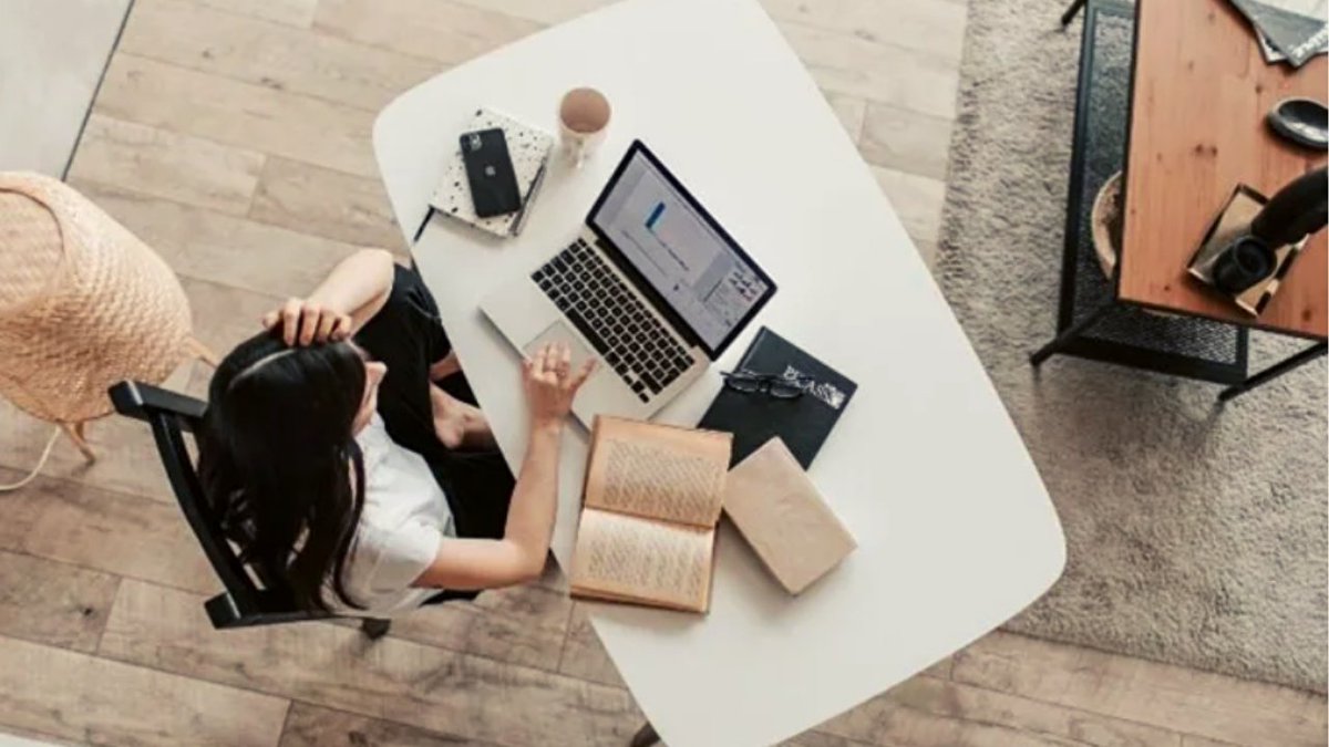 MoodMe_App's tweet photo. Checkout this amazing article about Work From Home...

HOW LONG WILL REMOTE WORK LAST:https://t.co/rK5D4rkY2z

#RemoteWork #WorkFromHome #article #Engagement #Pétillances #COVID19 #lockdown #lockdownwork #MoodMeApp #technology #innovation #MoodMe #blogger #blogging #blogg #app https://t.co/jndBNomRzS