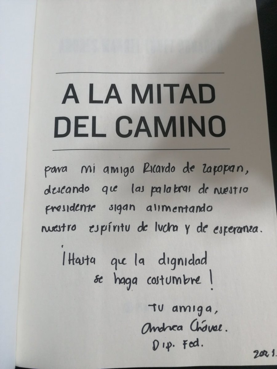 Quiero agradecer a mi querida Diputada <a href="/AndreaChavezTre/">Andrea Chávez</a> por hacerme llegar esta edición del libro de mi querido Presidente <a href="/lopezobrador_/">Andrés Manuel</a>
Ella sí cumple y trabaja por un México mejor!!