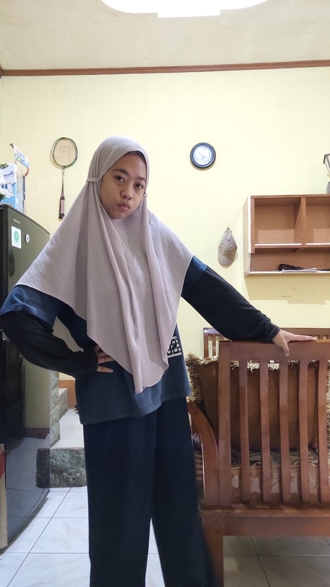 aasin_'s tweet photo. Katanya aku kurusan :( https://t.co/A8kOuVRuBE