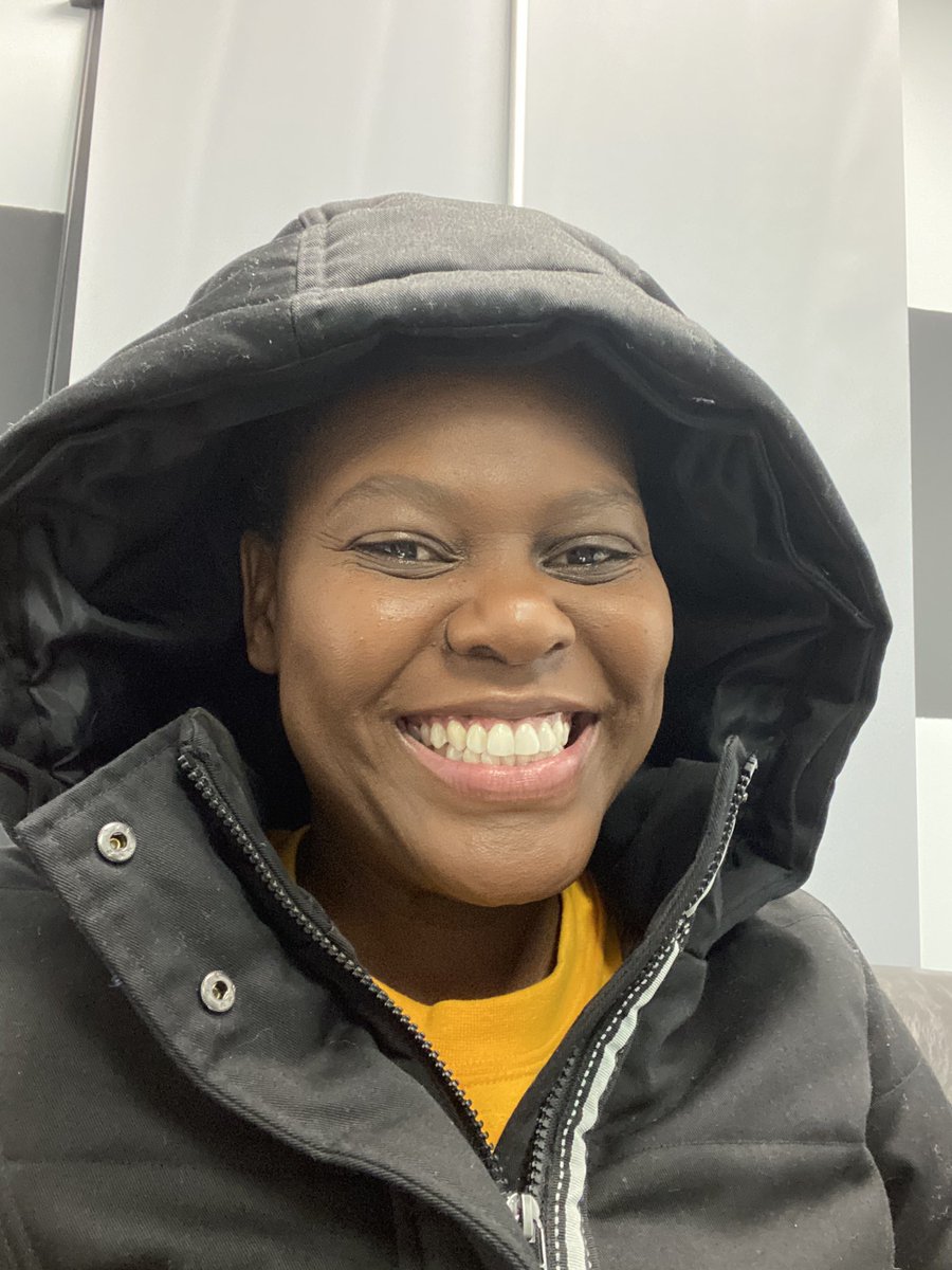 Yep the coat is definitely staying on at the office today. It’s 🥶 #Ubuntu #cityofreddeer #ubuntumobilizingcentralalberta