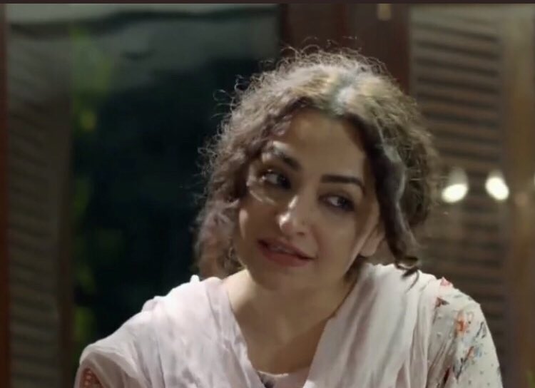 khawbgah's tweet photo. Shabbo says in the promo to Aswad;Meray chotay chotay bachay hein Omg 😳 konsay bachacy to whom #shabbo is married Guys another twists #HumKahanKaySachayThay #kaifgazanvi https://t.co/UyGBwMUm0f