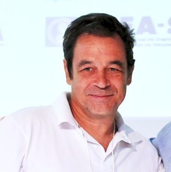 TerritorialSind's tweet photo. Hoje (6) celebramos mais um ano de vida daquele que foi o último Diretor Presidente da Assinagro e o primeiro do #SindPFA. Ricardo de Araujo Pereira, receba nossos votos de felicidades e novas conquistas em sua jornada. Parabéns! https://t.co/Fj0v6fwS9j