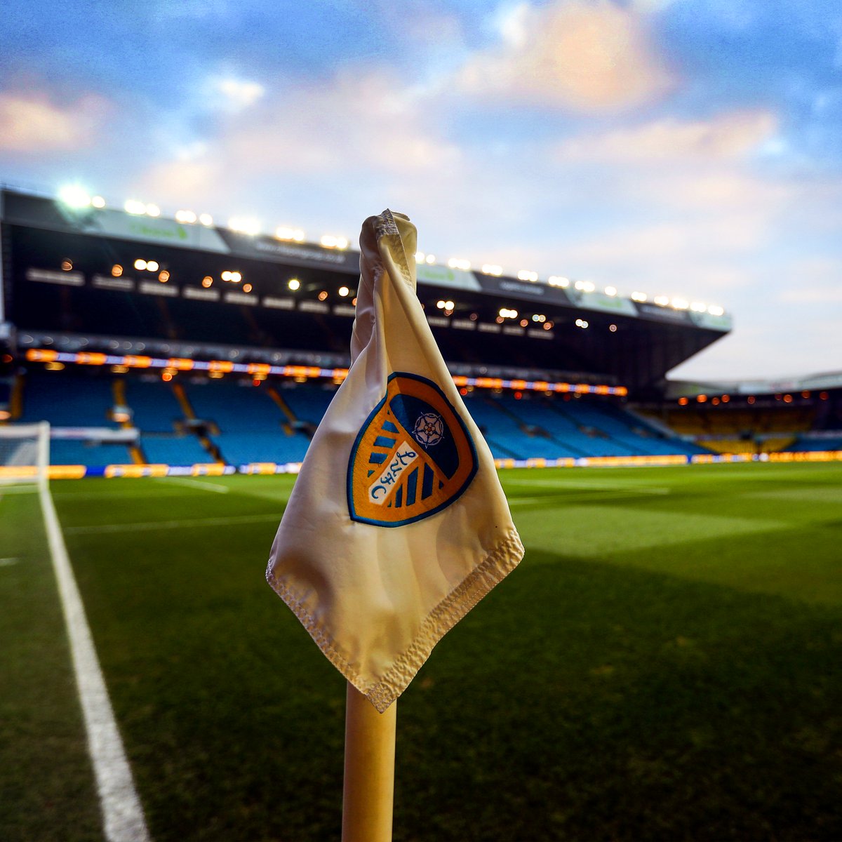 brfootball's tweet photo. The San Francisco 49ers, who own 44 percent of Leeds United, could complete a takeover of the EPL club within the next two years, reports @David_Ornstein https://t.co/iTiQGWAOkZ